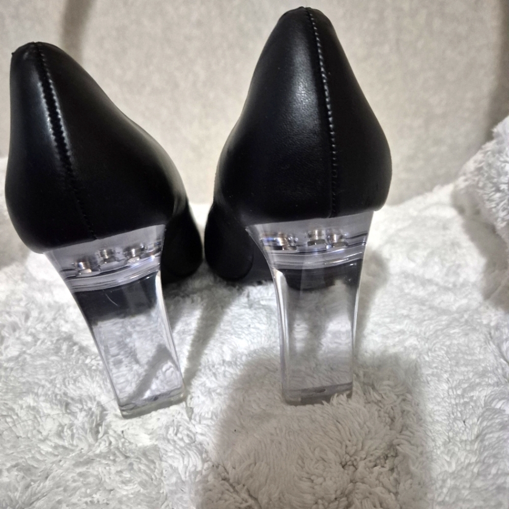 MARC NEW YORK  Elegant Black Women's Heels...CLEAR HEELS ...SIZE:8M - Picture 8 of 12